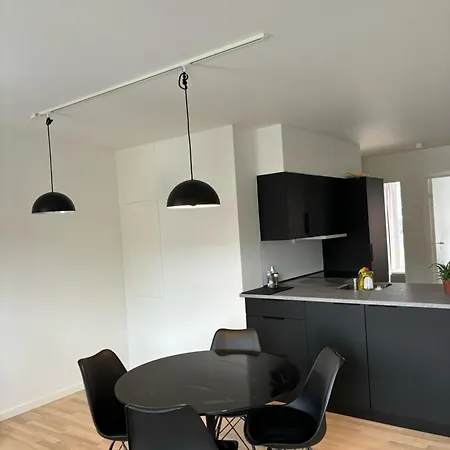 L C Appartement *